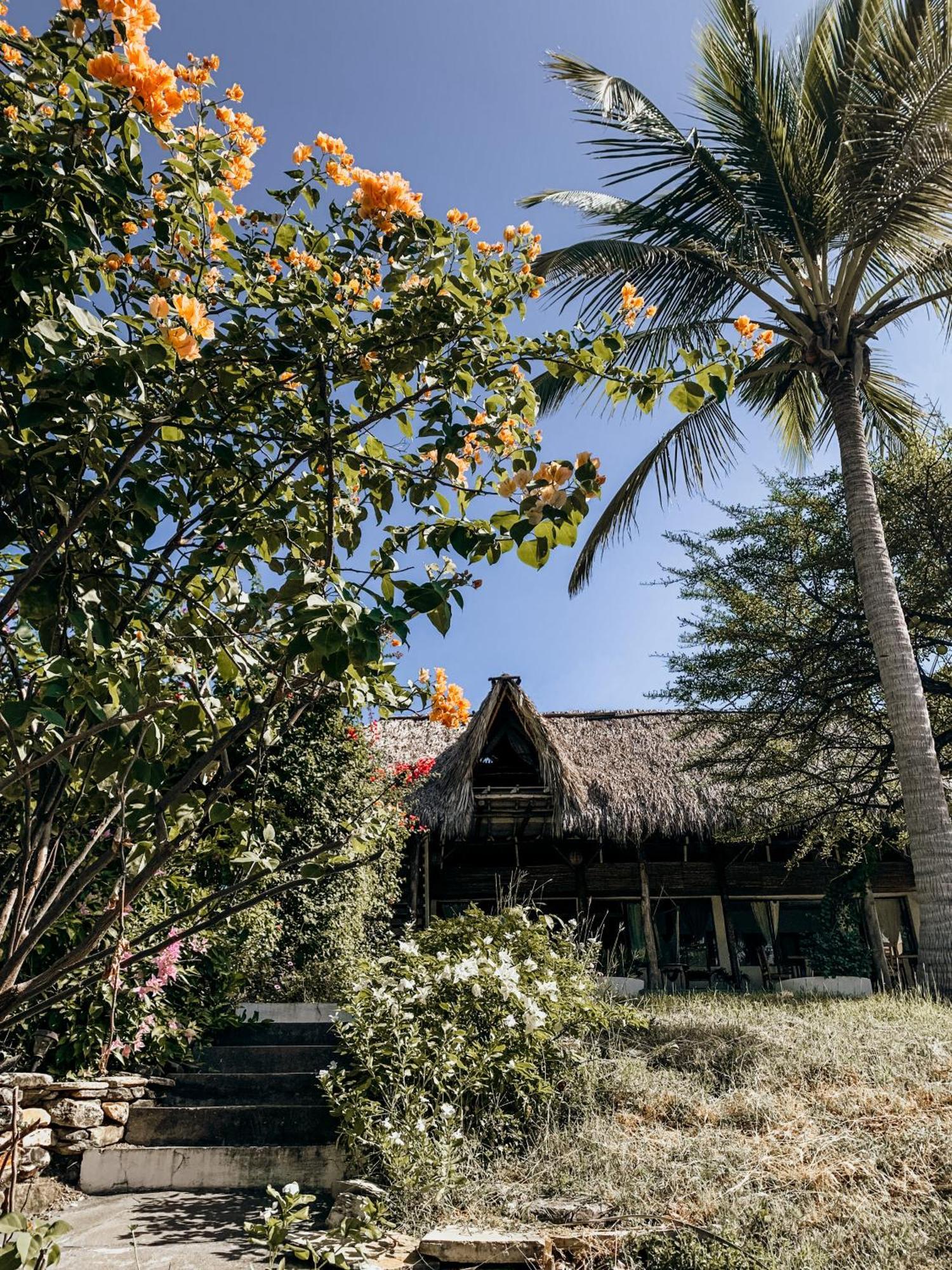 Nimbu Beachhouse Transito Exterior photo